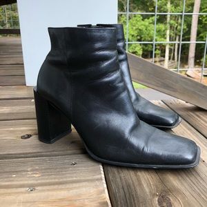 Vintage Diba ankle boot